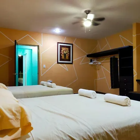 Casa Mexicana Amplia Con Seguridad, Alberca Y Parking Villa